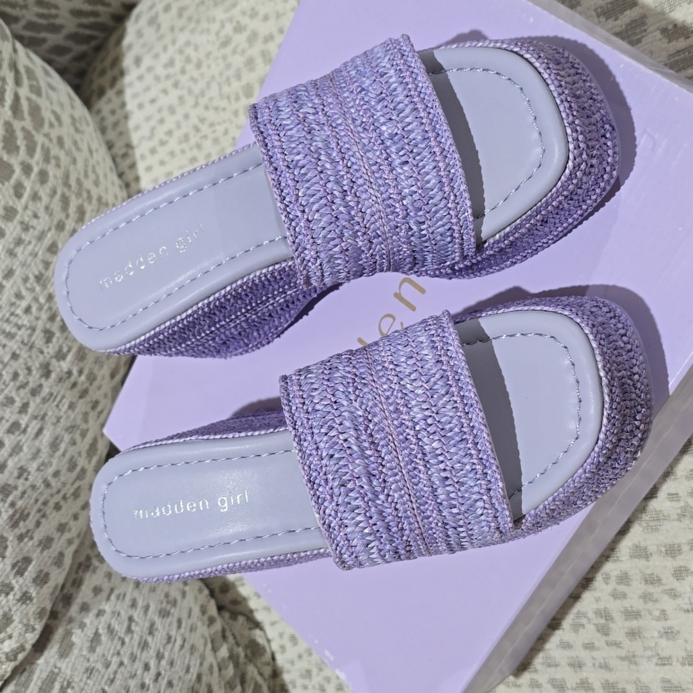 Madden Girl Lavender Zahara Woven Slide Platform Sandals